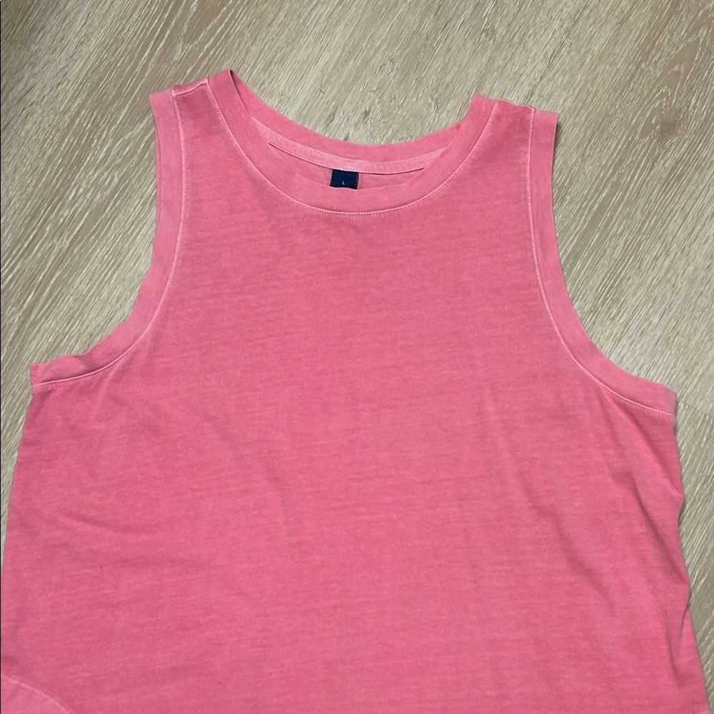 Old Navy Sleeveless Shift Dress with Pockets - Picture 6 of 8